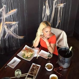 Meet your Posher, Jade